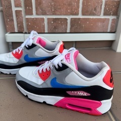 プロフィール必須🩷NIKE AIR MAX90スニーカー🩷の画像