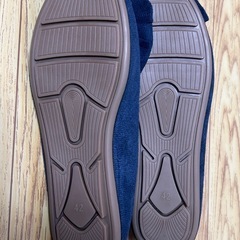 新品26cm紺色パンプスの画像