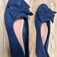 新品26cm紺色パンプスの画像