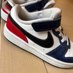 NIKEスニーカー　18cmの画像