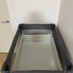 ベビーベッド