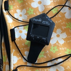 ウクレレ※受け渡し予定あり　　ケース、チューナー付きの画像