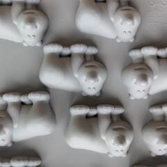 【美品】シリコン製菓型　カバの画像