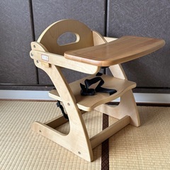 【数回使用のみ】木製ローチェア　澤田木工所の画像