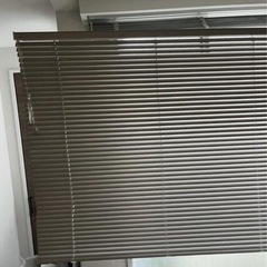 白 ブラインド（明日までに捨てます！）