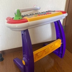 トイザラス キッズキーボード おもちゃピアノの画像