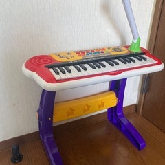 トイザラス キッズキーボード おもちゃピアノ