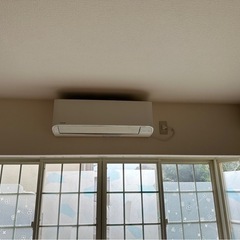 【取引土曜日限定】エアコン　10畳用？