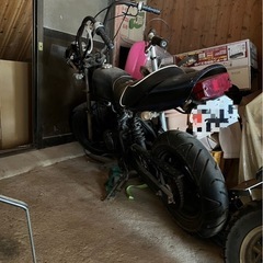 ブラック バイク車体 アップハンドル