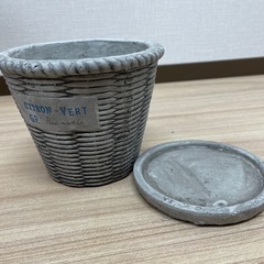 網かご風プランターの画像