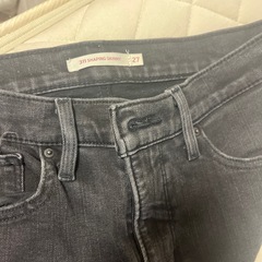 LEVIS’ デニムパンツの画像