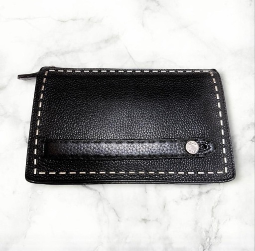 定価約20万円 希少品　フェンディ　クラッチ　スタッズ　メンズ