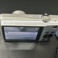 お値下げしました❣️デジタルカメラ　CASIO 動作確認済❣️の画像