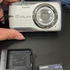 お値下げしました❣️デジタルカメラ　CASIO 動作確認済❣️の画像