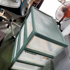 訳あり　押入れ収納　クローゼット収納　緑 中古の画像