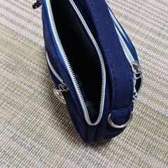 ショルダーバッグの画像