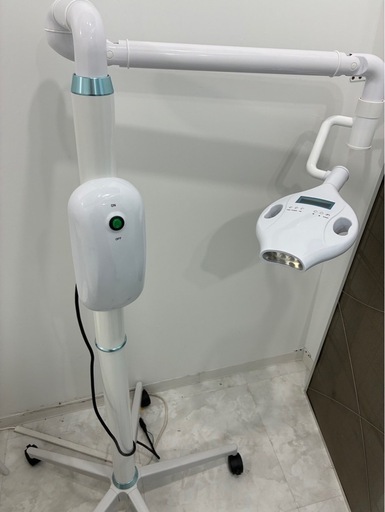 LEDホワイトニング照射器 4台
