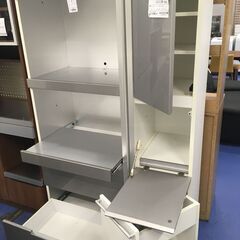 ★リユースのサカイ横浜南店★YM1147 前田家具 キッチンボード ホワイト W105×D46×H170.5 クリーニング済みの画像