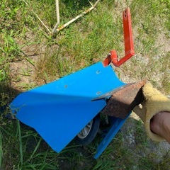 培土器 ブルー 培土機 耕運機 畝立て器　農具　の画像