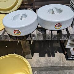 漬物容器大中小３つの画像