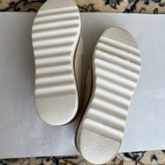 厚底スリッポン　スニーカーの画像