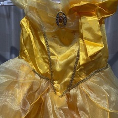 プリンセススタイルの黄色いドレス 130cm 結婚式　ディズニー　子供用ドレスの画像