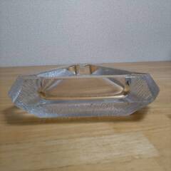 三角　灰皿　アッシュトレイ　ガラス　　【j298】の画像