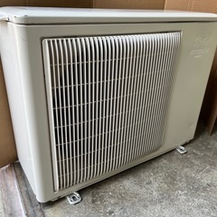 商談中❗️
家庭用エアコン８畳用中古の画像