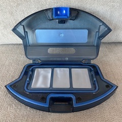Anker Eufy (ユーフィ) RoboVac 30C（ロボット掃除機）【BoostIQ搭載/アプリ対応/強力吸引/静音設計/自動充電/落下防止/衝突防止】（ブラック）       の画像