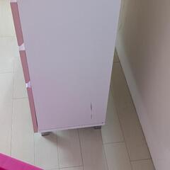 タンス　プラケース　ピンク色の画像