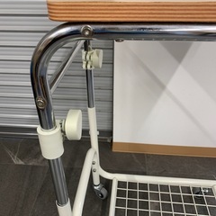 店舗、出張買取実施中★キャスター付きサイドテーブル　ベットテーブル　ワゴンの画像