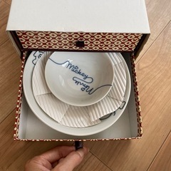 Disneyお皿セットの画像