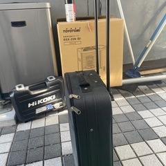 キャリーケース　ブラックの画像