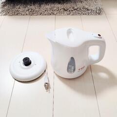☆あっという間にすぐに沸く☆T-fal(ティファール)☆電子ケトル☆アプレシア・プラス☆０.８Ｌ☆ホワイト☆使用１年未満☆の画像