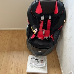 アプリカ チャイルドシート