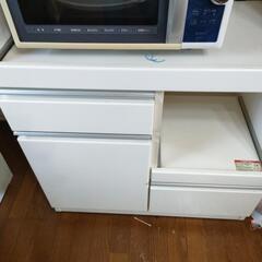 レンジ台収納の画像
