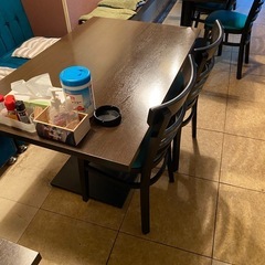 店舗用テーブル4個、無料(居酒屋、ラーメン屋などにどうぞ)の画像