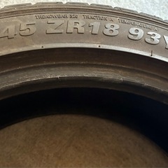 215/45R18 クムホ 夏タイヤ2本の画像