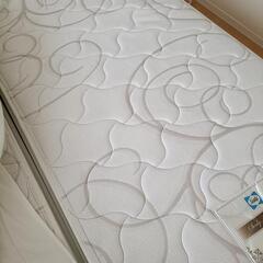 【無料でお渡しします(7月中旬以降)】シングルマットレスの画像