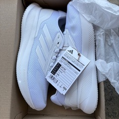 新品！【adidas】【黒25.5cm 残り1点】【白25.5cm 残り1点】★  【管理番号11906】桒の画像
