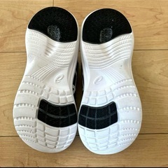 18.0cm アシックスの画像