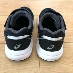 18.0cm アシックスの画像