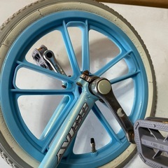 一輪車　16インチ　16×1.75　の画像