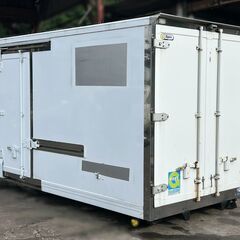 1.6坪、外寸長さ360+40cm★保冷断熱コンテナ、横ドア付き...