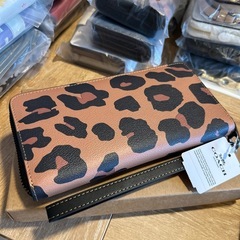 コーチ　アウトレット商品　新品　長財布の画像