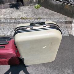 スーツケースの画像