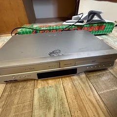 東芝VTR一体型DVDビデオプレーヤー  SD-V600の画像