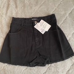 定価¥8000MEZELF ショートパンツ