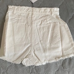 定価¥8000MEZELFショートパンツの画像