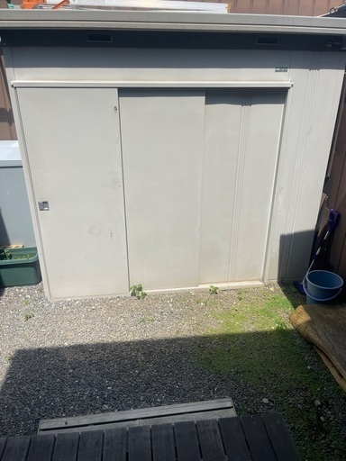 イナバ物置　MBX-50H